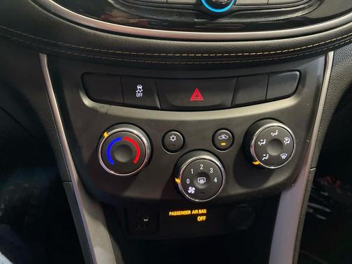 2021 Chevrolet Trax LS