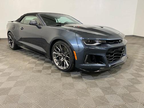 Shadow Gray Metallic 2023 Chevrolet Camaro ZL1