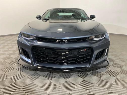 Shadow Gray Metallic 2023 Chevrolet Camaro ZL1