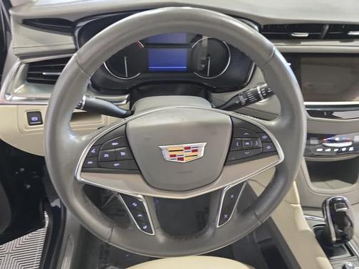Dark Moon Blue Metallic 2021 Cadillac XT5 Premium Luxury