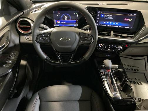 Mosaic Black Metallic 2026 Chevrolet Trax 2RS