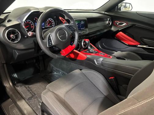 2023 Chevrolet Camaro RWD Convertible LT1