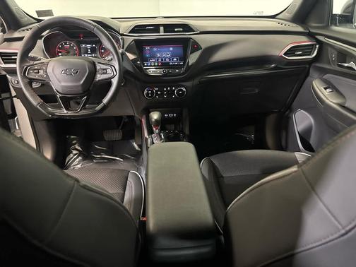 Summit White 2023 Chevrolet Trailblazer RS