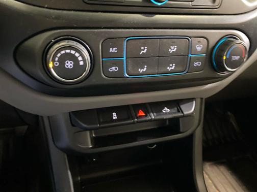 Summit White 2021 Chevrolet Colorado WT