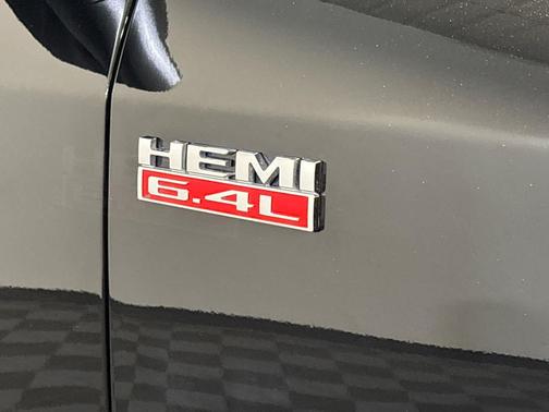 2022 RAM 2500 Tradesman Crew Cab 4x4 6'4' Box