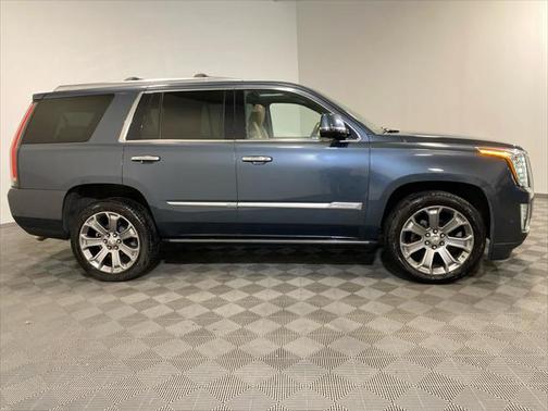2019 Cadillac Escalade Platinum