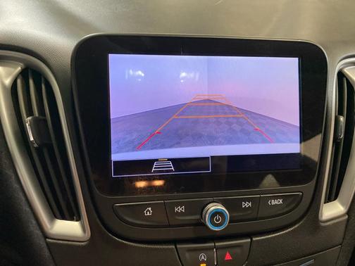 Mineral Gray Metallic 2024 Chevrolet Malibu LT