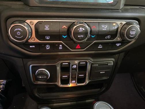 2023 Jeep Gladiator Willys 4x4