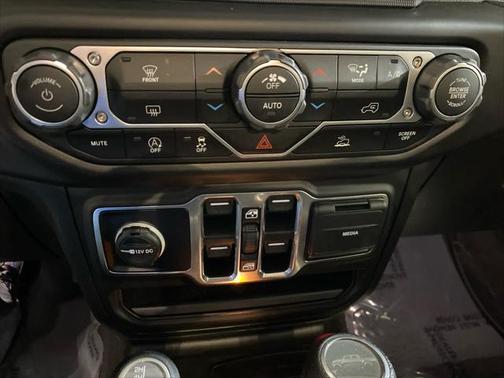 2023 Jeep Gladiator Willys 4x4