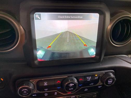 2023 Jeep Gladiator Willys 4x4