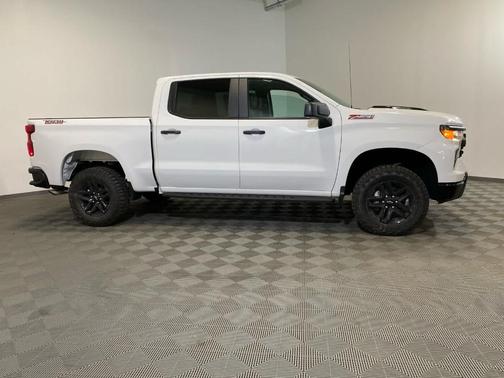 Summit White 2026 Chevrolet Silverado 1500 Custom Trail Boss