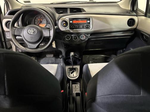 Classic Silver Metallic 2012 Toyota Yaris LE