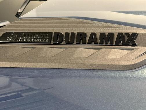 Lakeshore Blue Metallic 2025 Chevrolet Silverado 2500 Custom