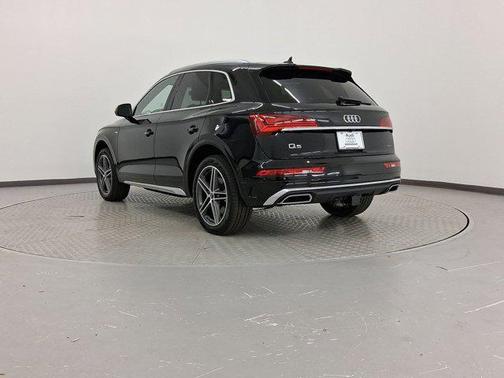 2025 Audi Q5 Premium Plus 55 TFSI e S line quattro S tronic