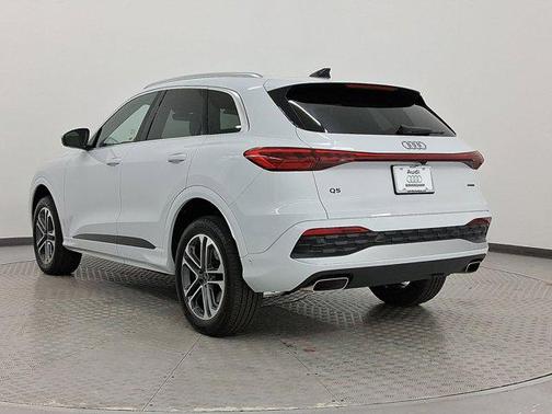 2025 Audi Q5 Premium TFSI quattro S tronic
