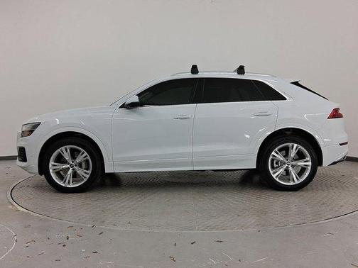 2023 Audi Q8 Premium 55 TFSI quattro Tiptronic
