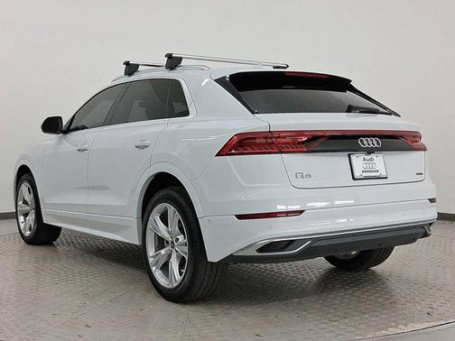 2023 Audi Q8 Premium 55 TFSI quattro Tiptronic