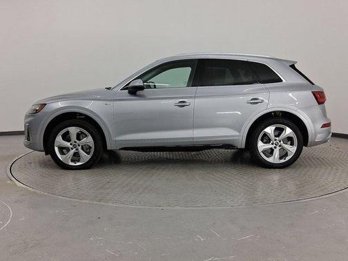 2022 Audi Q5 Premium Plus 45 TFSI S line quattro S tronic