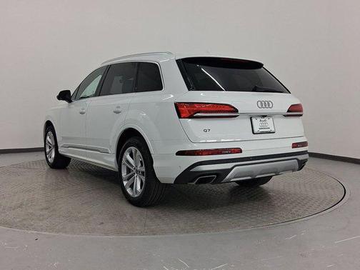 2025 Audi Q7 Premium Plus 55 TFSI quattro Tiptronic