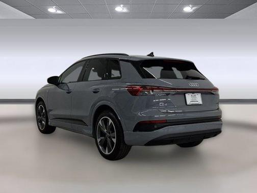 2024 Audi Q4 e-tron Premium 55 quattro