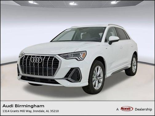 2025 Audi Q3 Premium 45 TFSI S line quattro Tiptronic