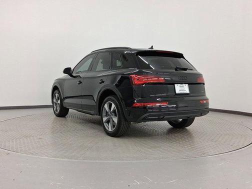 2025 Audi Q5 Premium 40 TFSI quattro S tronic