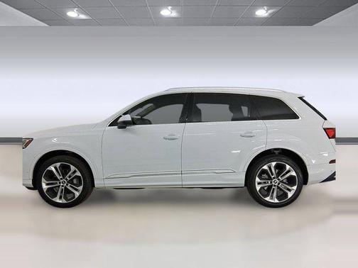 2024 Audi Q7 Premium Plus 55 TFSI quattro Tiptronic