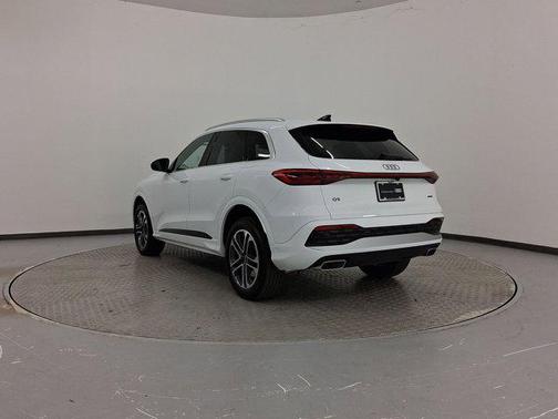 2025 Audi Q5 Premium Plus TFSI quattro S tronic