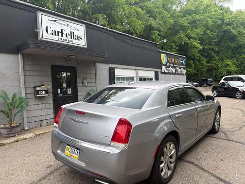 Silver 2015 Chrysler 300 Limited