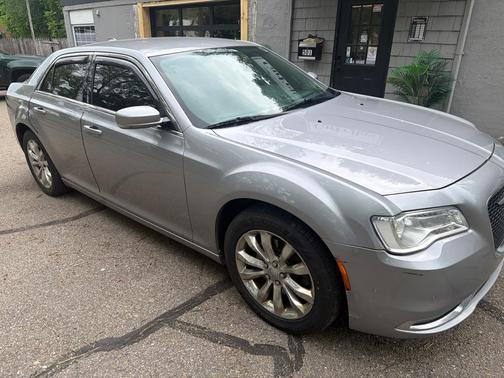 Silver 2015 Chrysler 300 Limited