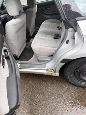 2002 Subaru Legacy L