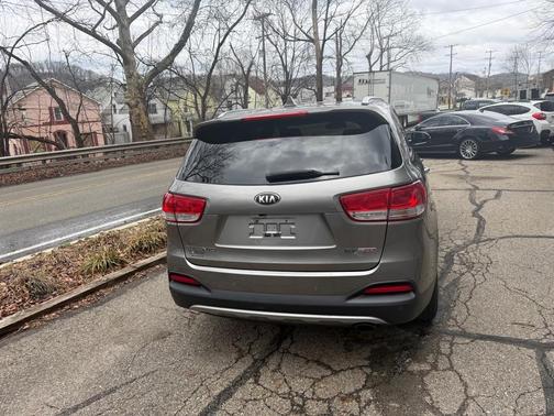 2016 Kia Sorento EX