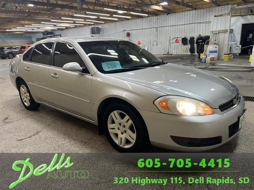Photo 1 of 21 of 2006 Chevrolet Impala LTZ