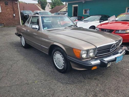 473 1987 Mercedes-Benz SL-Class 560 SL 2dr Convertible