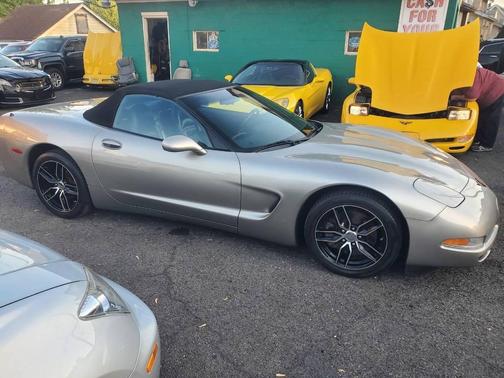 Pewter 2000 Chevrolet Corvette Base