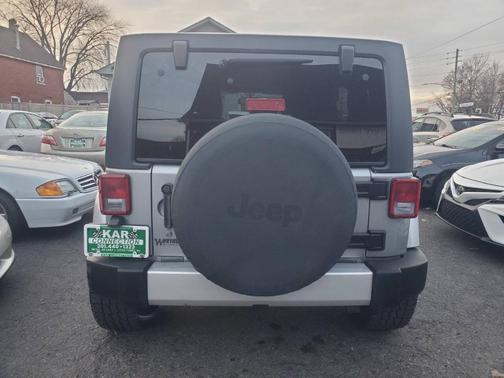 2013 Jeep Wrangler Unlimited Sahara