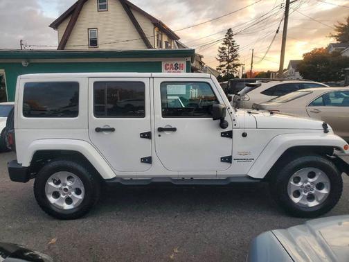 2014 Jeep Wrangler Unlimited Sahara