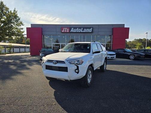 2024 Toyota 4Runner SR5