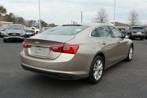 2025 Chevrolet Malibu LT