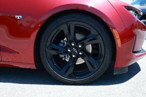 Wild Cherry Tintcoat 2022 Chevrolet Camaro 1LT