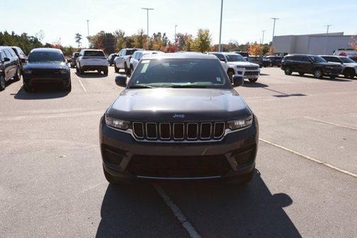 2025 Jeep Grand Cherokee Laredo X
