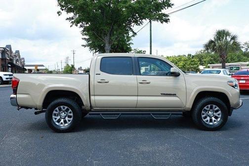 Tan 2018 Toyota Tacoma SR5