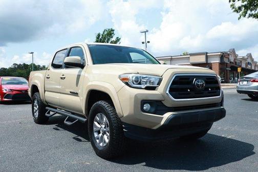Tan 2018 Toyota Tacoma SR5