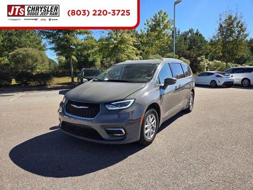 2022 Chrysler Pacifica Touring-L