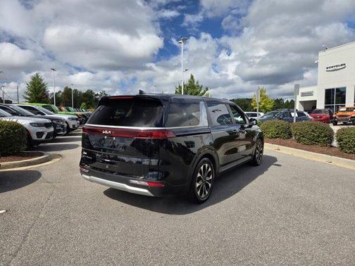 2022 Kia Carnival EX