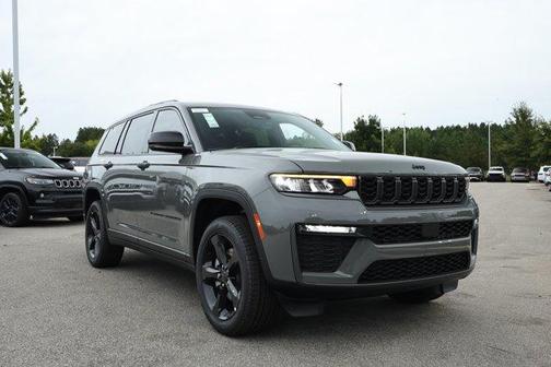 Sting Gray Clearcoat 2027 Jeep Grand Cherokee L Limited