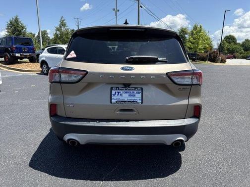 2020 Ford Escape SE