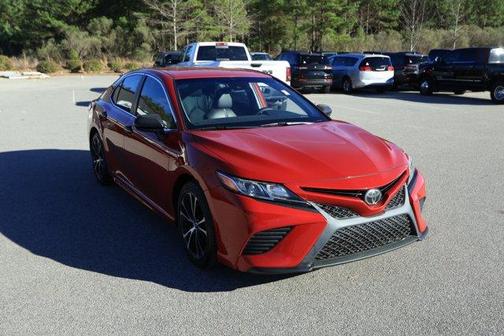 2019 Toyota Camry SE