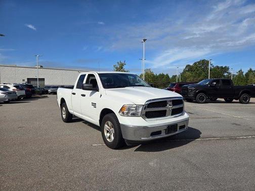 2024 RAM 1500 Classic SLT