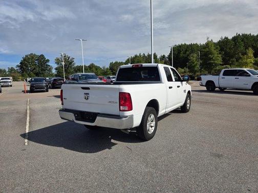 2024 RAM 1500 Classic SLT